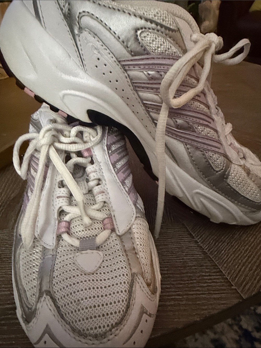 Riddell White and Pink Women's Athletic Sneakers